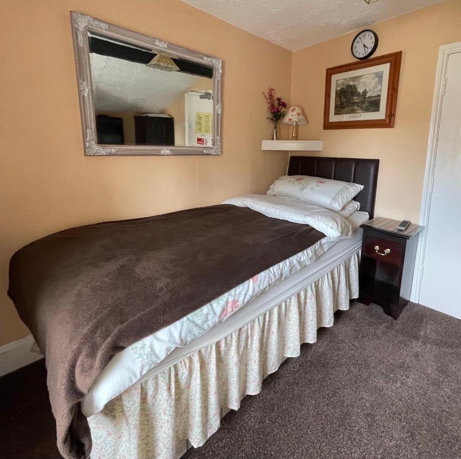 סירנססטר Apsley Villa Guest House. מראה חיצוני תמונה